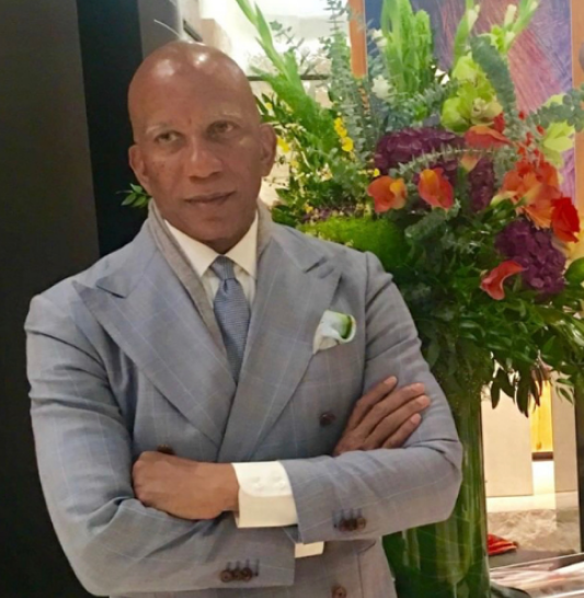 Founder and CEO<br />
Chef, Robert E Martin